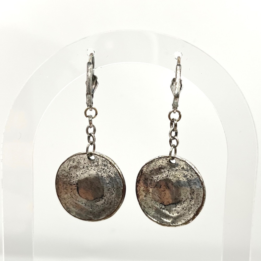 Vintage Style Silver Tone Stamped Medallion Dangle Earrings Leverback Boho - Picture 5 of 5